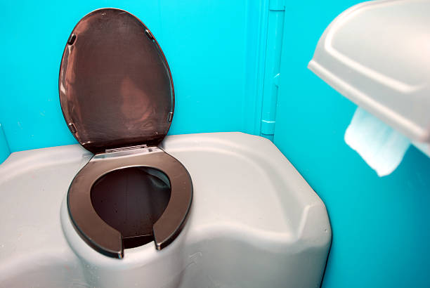 Best Porta potty rental near me  in Vermilion, OH